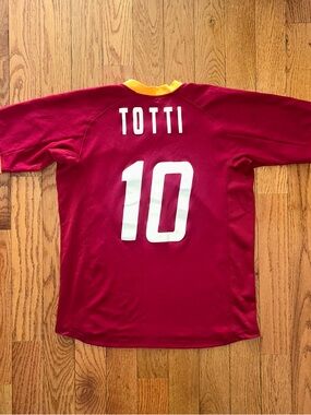 Totti AS Roma 2011/12 Around The World Jersey Size Large